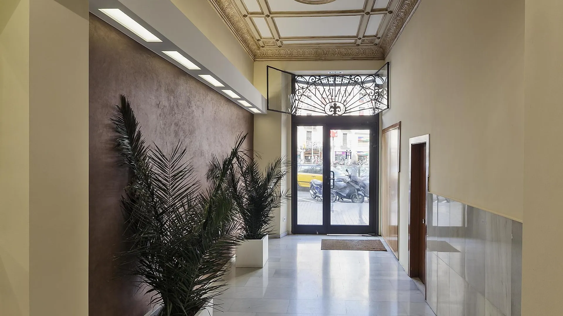 Chic & Basic Lemon Boutique Hotel Barcellona 2*,