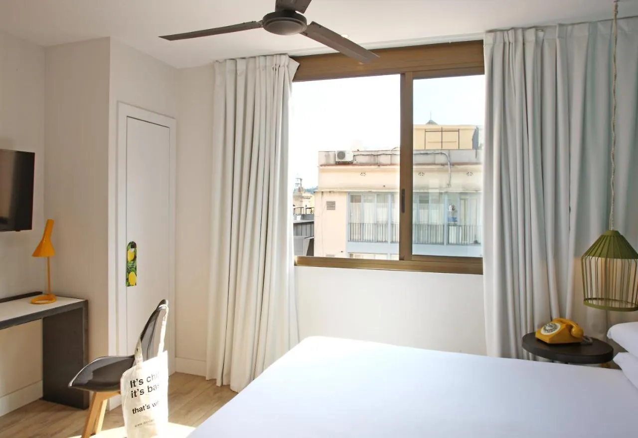 Chic & Basic Lemon Boutique Hotel Barcellona 2*,  Spagna